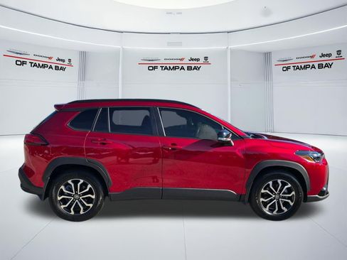 Used 2025 Toyota Corolla Cross AWD Hybrid w/ Moonroof Package image 7