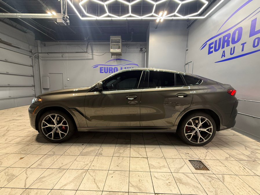 Used 2024 BMW X6 xDrive40i w/ Executive Package AWD/4WD image 10
