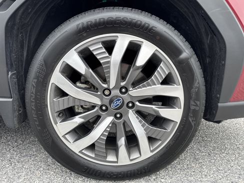 Certified 2025 Subaru Forester Touring AWD/4WD image 31