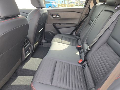 New 2026 Nissan Rogue SV AWD/4WD image 12
