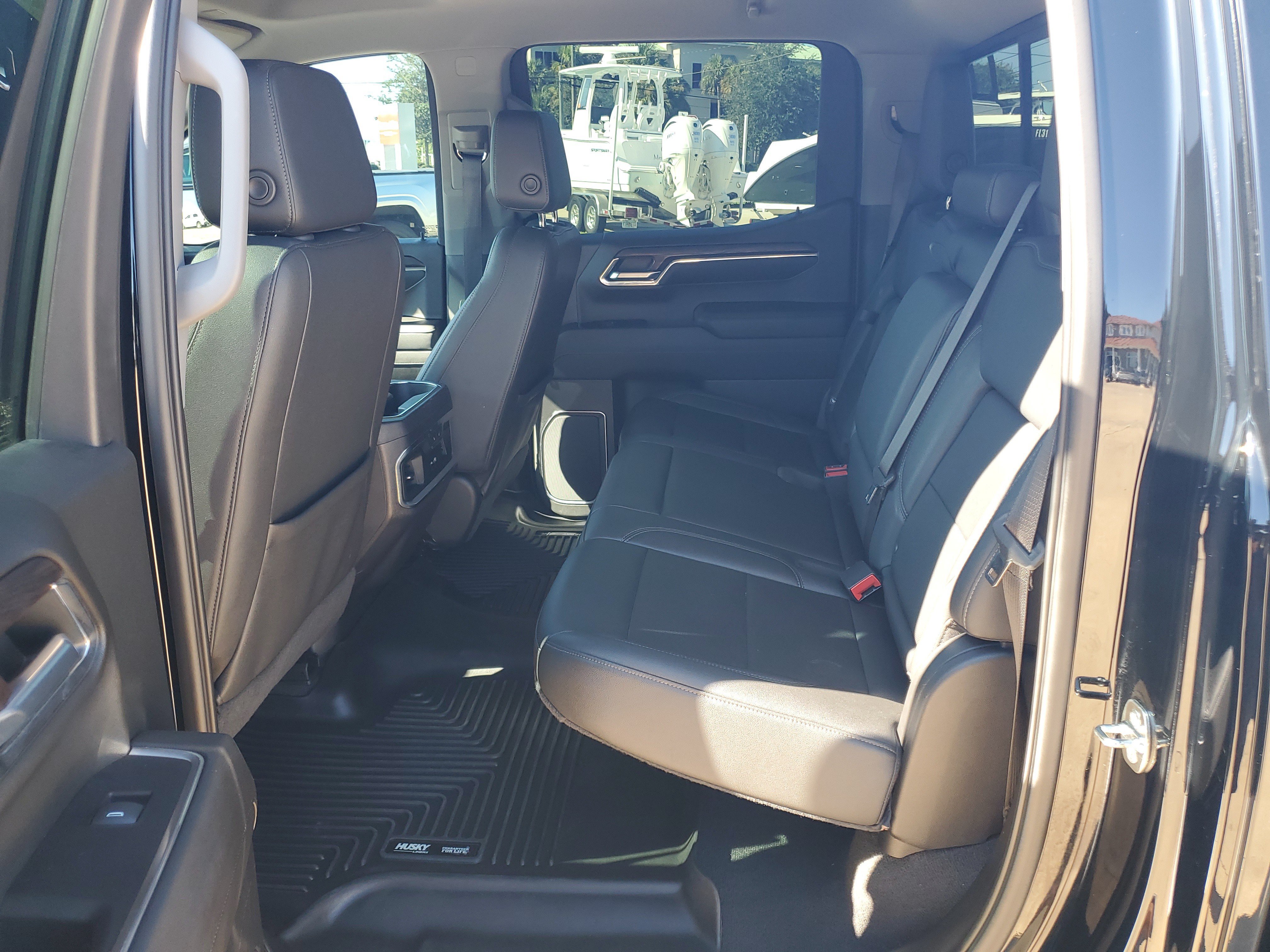 Used 2022 GMC Sierra 1500 SLT w/ SLT Premium Plus Package AWD/4WD image 27