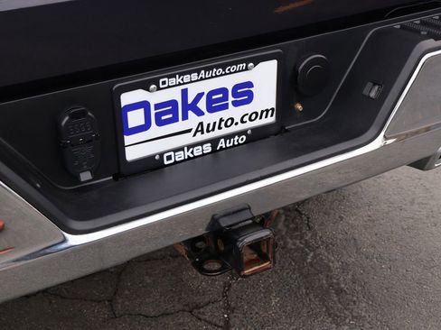 Used 2022 Chevrolet Silverado 1500 LT image 9