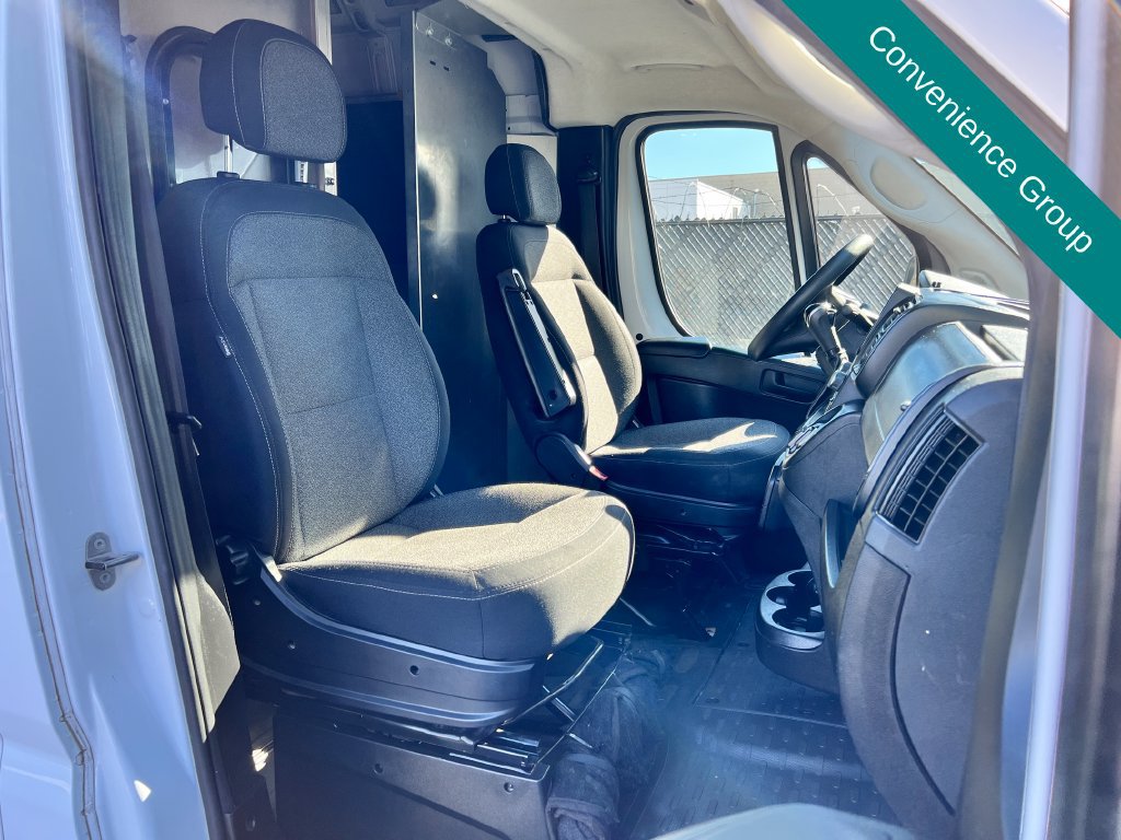 Used 2024 RAM ProMaster 2500 w/ Convenience Group FWD image 4