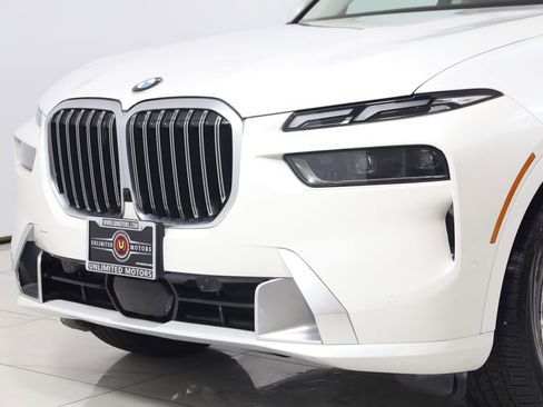 Used 2024 BMW X7 xDrive40i w/ Premium Package AWD/4WD image 60