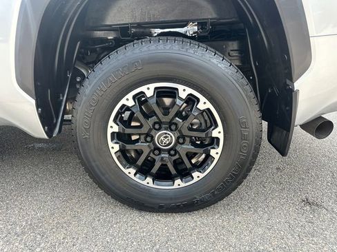 Used 2024 Toyota Tundra SR5 w/ TRD Off-Road Package AWD/4WD image 15