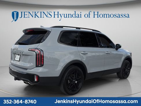 Used 2024 Kia Telluride SX X-Line AWD/4WD image 4