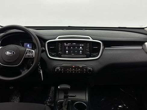 Used 2020 Kia Sorento AWD V6 image 28
