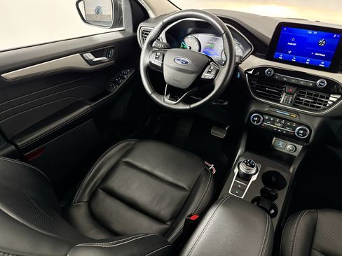 Used 2021 Ford Escape SEL AWD/4WD image 32