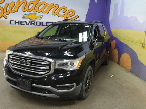 Used 2018 GMC Acadia SLT AWD/4WD image 4