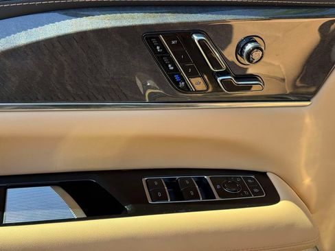 Used 2025 Cadillac Escalade IQ Luxury 2 AWD/4WD image 22