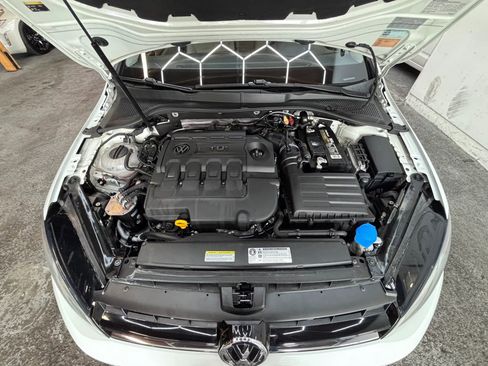 Used 2015 Volkswagen Golf TDI S FWD image 26