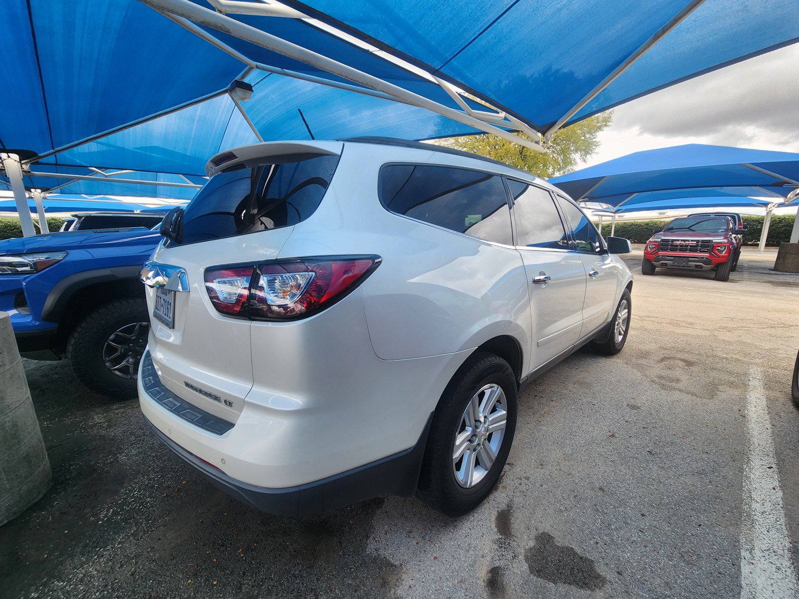 Used 2013 Chevrolet Traverse LT FWD image 4