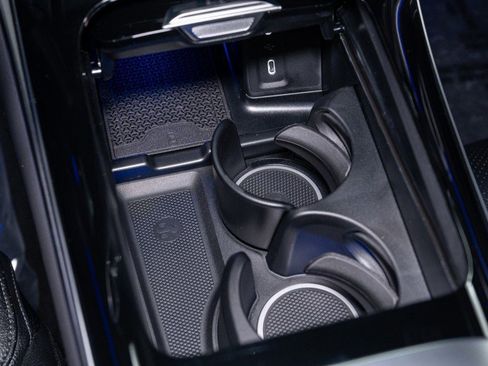 New 2026 Mercedes-Benz GLC 300 4MATIC image 21