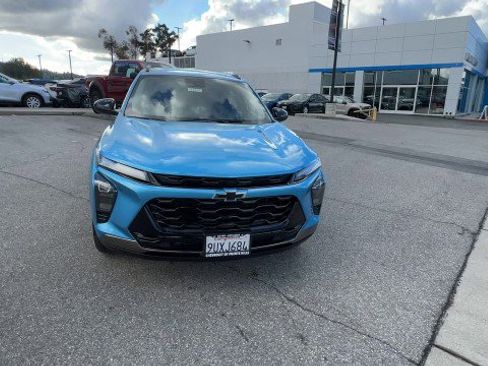 Used 2025 Chevrolet Trax ACTIV w/ Driver Confidence Package image 3