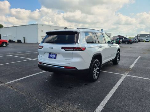 Used 2024 Jeep Grand Cherokee L Limited AWD/4WD image 7