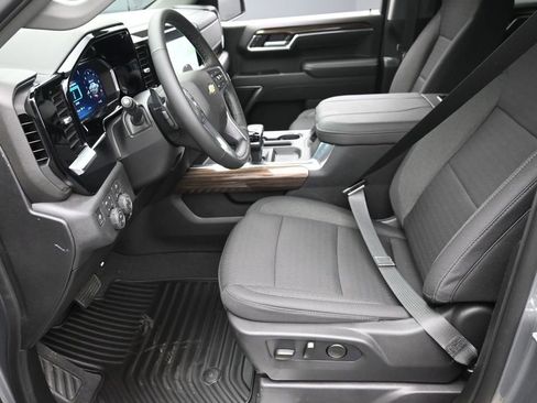 New 2026 Chevrolet Silverado 1500 LT w/ Z71 Off-Road Package AWD/4WD image 13
