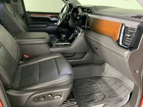 Used 2023 GMC Sierra 1500 Denali w/ Denali Reserve Package AWD/4WD image 16