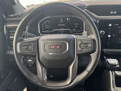 Used 2022 GMC Sierra 1500 AT4 w/ AT4 Premium Package image 15
