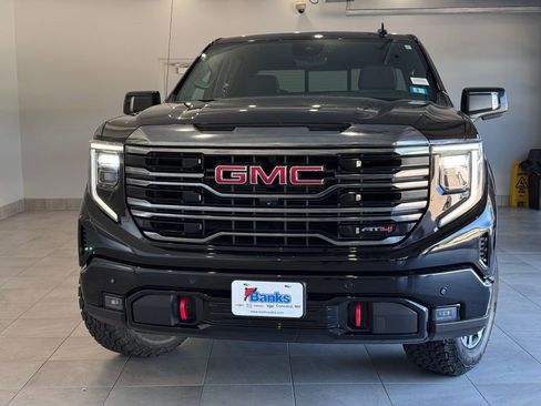 Certified 2023 GMC Sierra 1500 AT4 w/ AT4 Premium Package image 3