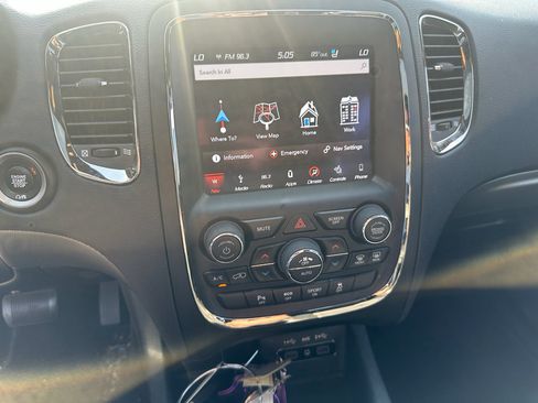 Used 2018 Dodge Durango R/T w/ Blacktop Package AWD/4WD image 16