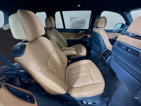 New 2026 BMW X7 xDrive40i w/ M Sport Package image 29
