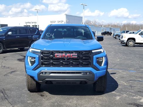 New 2026 GMC Canyon Elevation w/ Convenience Package image 2