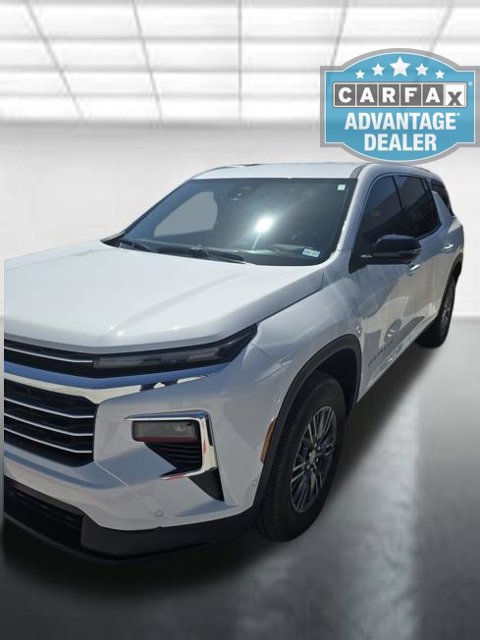 Used 2026 Chevrolet Traverse LT w/ Enhanced Driving Package FWD image 4