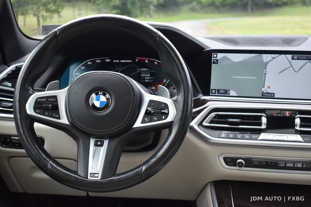 Used 2020 BMW X5 M50i w/ Executive Package AWD/4WD image 21