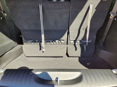 New 2026 Chrysler Pacifica Select image 23