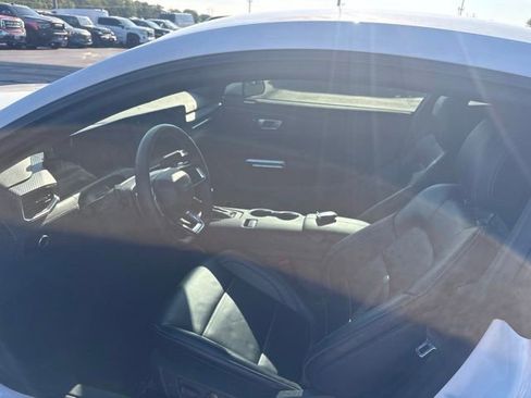 Used 2025 Ford Mustang GT Premium RWD image 16