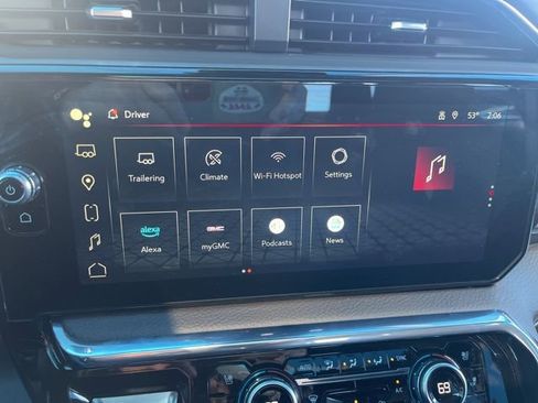 Used 2025 GMC Sierra 1500 Denali w/ Denali Reserve Package image 18