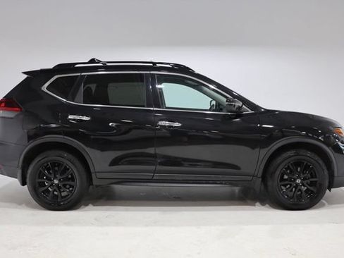 Used 2018 Nissan Rogue SV AWD/4WD image 8