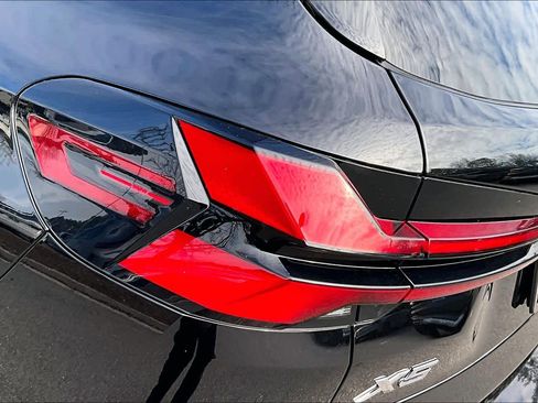 Used 2025 BMW X5 xDrive40i image 31