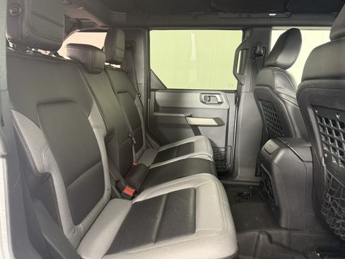 Used 2022 Ford Bronco Black Diamond AWD/4WD image 13