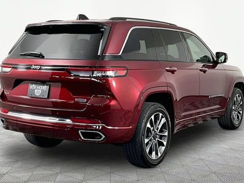 Used 2023 Jeep Grand Cherokee Overland AWD/4WD image 6