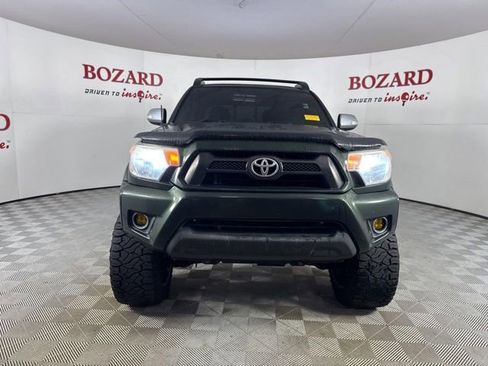 Used 2014 Toyota Tacoma 4x4 Double Cab image 2