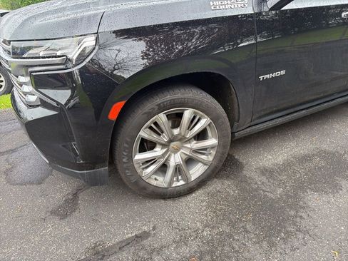 Used 2023 Chevrolet Tahoe High Country AWD/4WD image 2