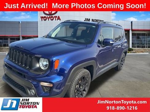 Used 2020 Jeep Renegade Altitude FWD image 4
