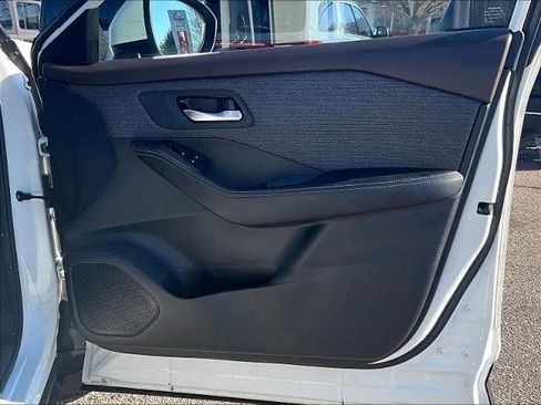 Certified 2023 Nissan Rogue SV image 12