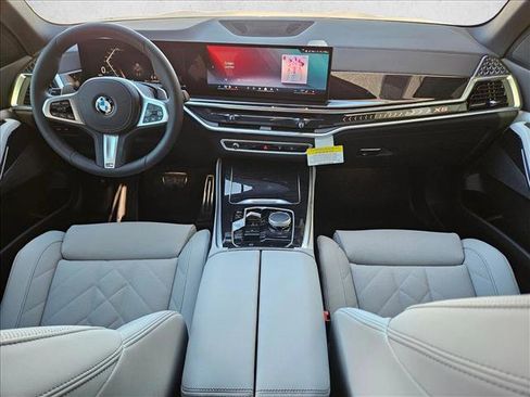 New 2026 BMW X5 sDrive40i w/ M Sport Package image 14