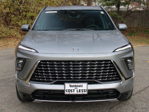 New 2026 Buick Enclave Avenir w/ Super Cruise Package image 2