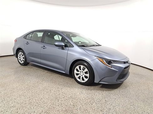Used 2024 Toyota Corolla LE image 4