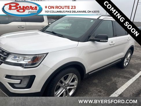 Used 2017 Ford Explorer XLT w/ Equipment Group 202A image 1