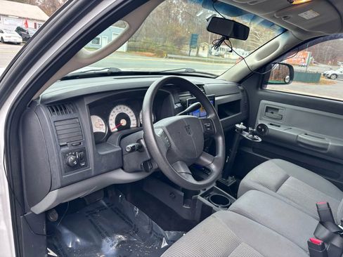 Used 2011 Dodge Dakota Big Horn image 24