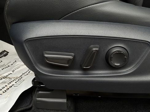 New 2026 Toyota Tacoma Limited AWD/4WD image 13