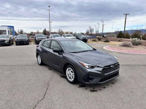 Used 2025 Subaru Impreza 2.0i image 2