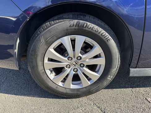 Used 2016 Honda Odyssey EX-L image 36