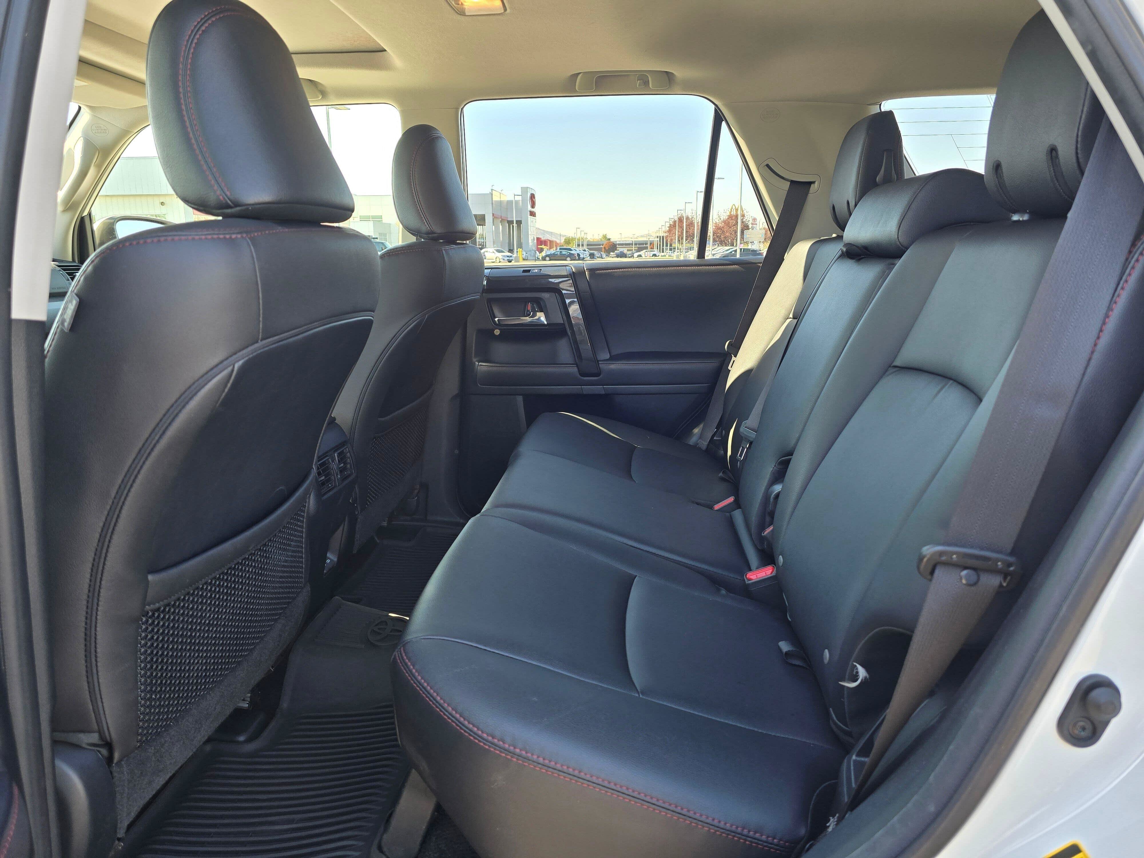 Used 2023 Toyota 4Runner TRD Off-Road Premium w/ Moonroof Package AWD/4WD image 17