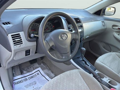 Used 2009 Toyota Corolla FWD image 17