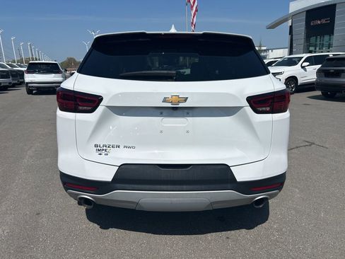 Used 2025 Chevrolet Blazer LT AWD/4WD image 4